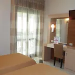 Eden Hotel 3*