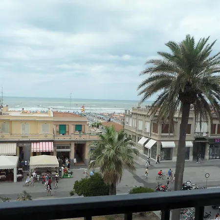 艾登酒店 维亚雷焦