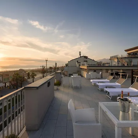 艾登酒店 维亚雷焦