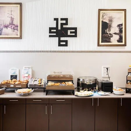 Eden Hotel 3*
