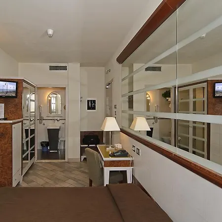Hotel Eden