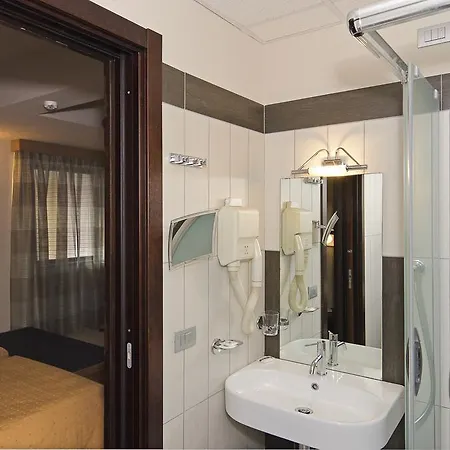 Hotel Eden 3*
