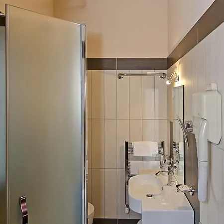 Eden 3* Viareggio