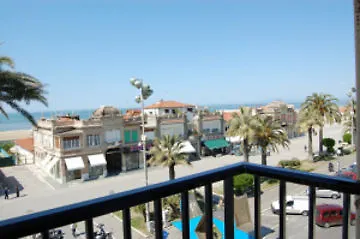 艾登酒店 维亚雷焦