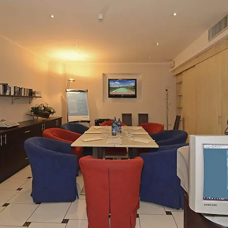 Eden Hotel 3*
