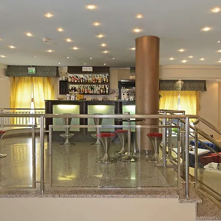 Eden Hotel