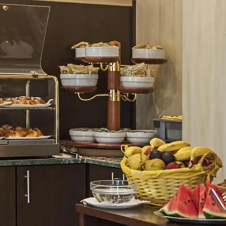 Eden Hotel 3*