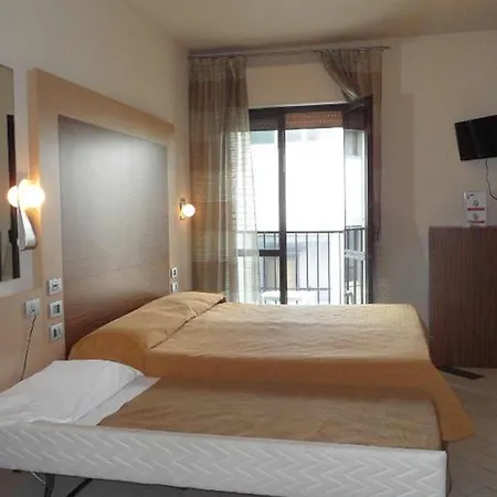 Hotel Eden
