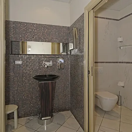 Hotel Eden 3*